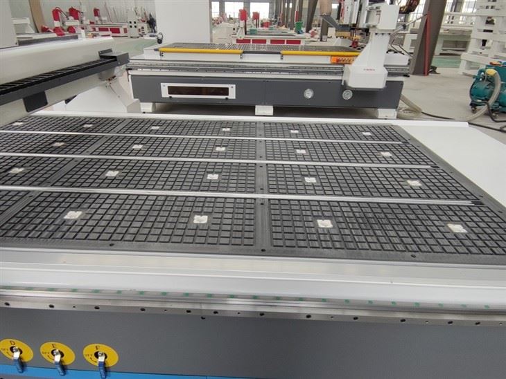 1325 Woodworking Cnc Router With Vacuum Pump best